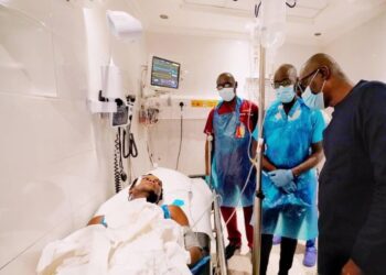 #EndSARS: Sanwo-Olu visits wounded protesters at Lagos hospitals