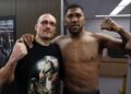 Usyk returns heavyweight title belts to Anthony Joshua after shock defeat [Photos]