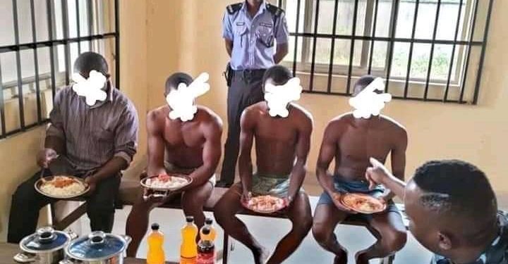 Akwa Ibom DPO Treats Suspects To Christmas Rice, Drinks [PHOTOS]