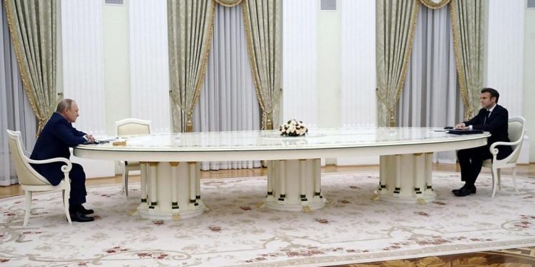 Ukraine: Putin, Macron Sit At Long Table After French President Refuses COVID Test