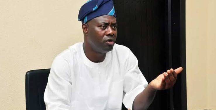 BREAKING [2023] 8 Oyo PDP lawmakers, party leaders set to join APC