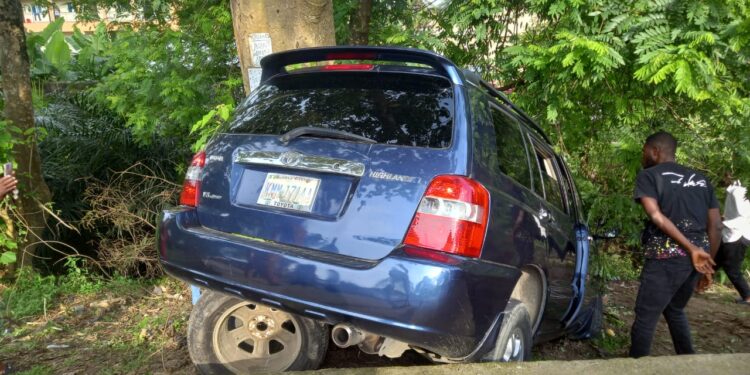 Woman Dies While In Pursuit Of Her Husband With “Side Chick” In Calabar [PHOTOS + VIDEO]