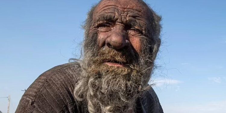 ‘World Dirtiest Man’ Dies At 94 [PHOTOS]
