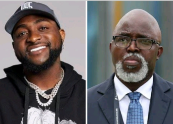 Netizens React as Davido Shades Amaju Pinnick