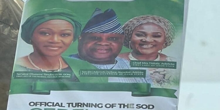 Drama In Osun As Two First Ladies Welcome Remi Tinubu [PHOTOS]