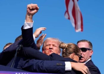 PHOTOS: Donald Trump whisked off stage with blood stains in Pennsylvania after gunshots heard in crowd