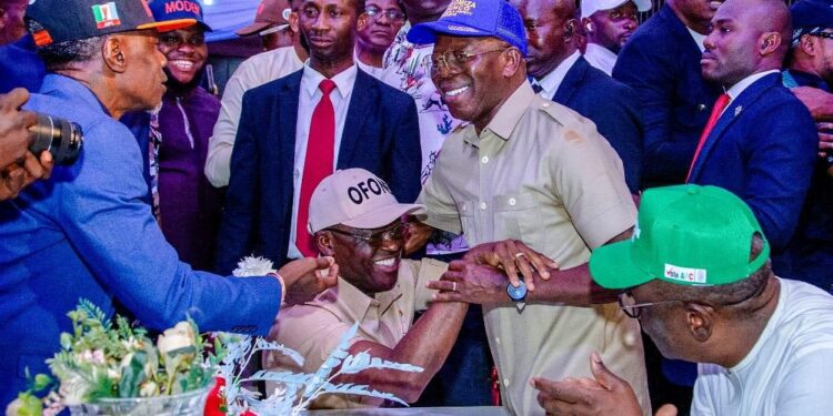 See Moment Edo Deputy Governor, Shaibu Kneels Before Oshiomhole As He Dumps PDP For APC [PHOTOS]